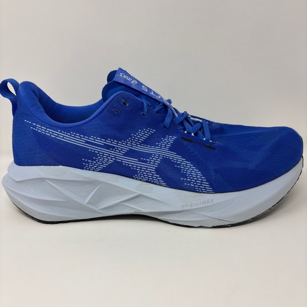 ASICS Novablast 5 Mens Size 10.5 Wide Blue Grey Running Shoes (1011B975)